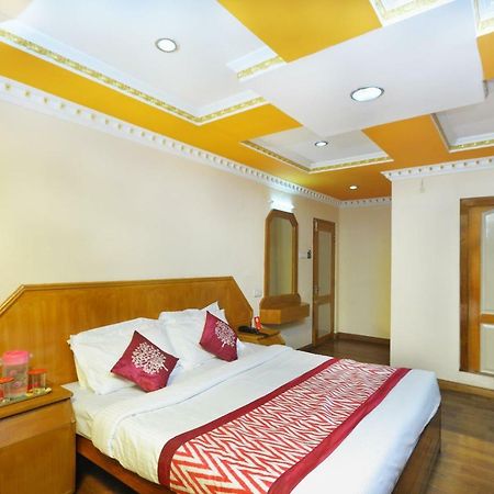 קודאיקנאל Oyo 13807 Hotel Gurupriya מראה חיצוני תמונה
